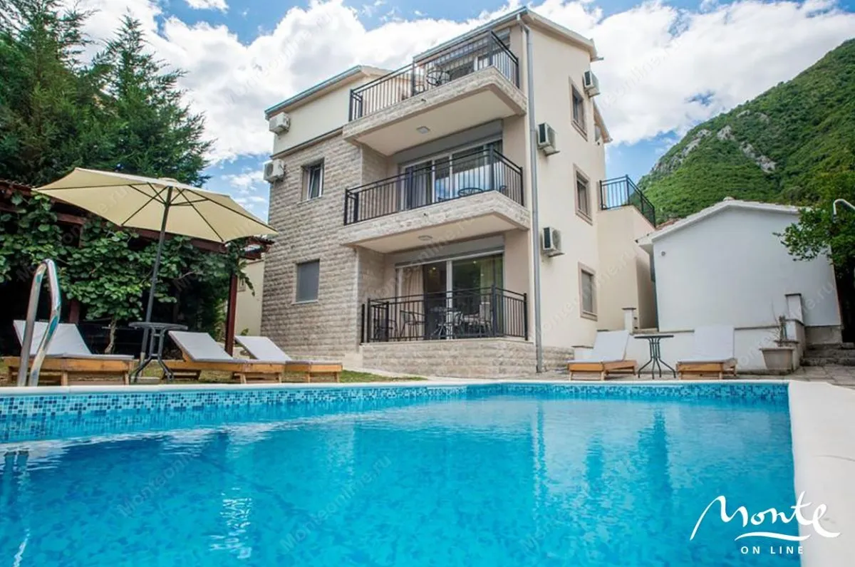 Prodaja, kuća, 350m², Stoliv, Kotor