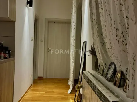 Rent, two bedroom apartment, 41m², Šumice, Beograd - image 2