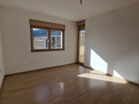 Sale, one bedroom apartment, 53m², Bečići, Budva - image 9