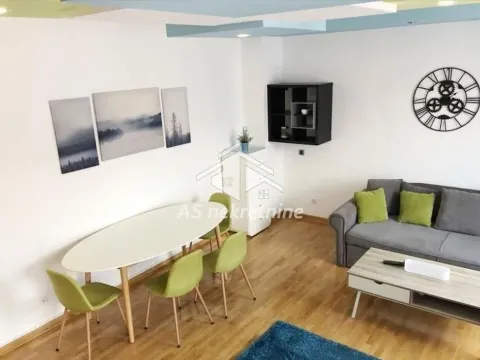 Izdavanje, trosoban stan, 85m², Vračar Sve Podlokacije, Beograd - image 4