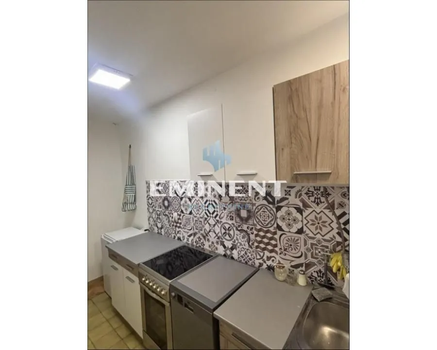 Rent, two bedroom apartment, 40m², Stari Grad, Beograd