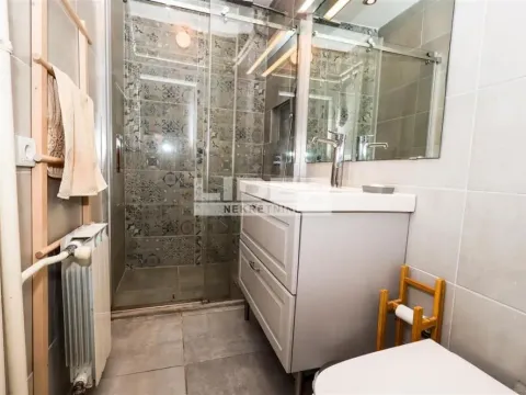 Rent, one bedroom apartment, 47m², Neimar, Vračar Sve Podlokacije - image 7