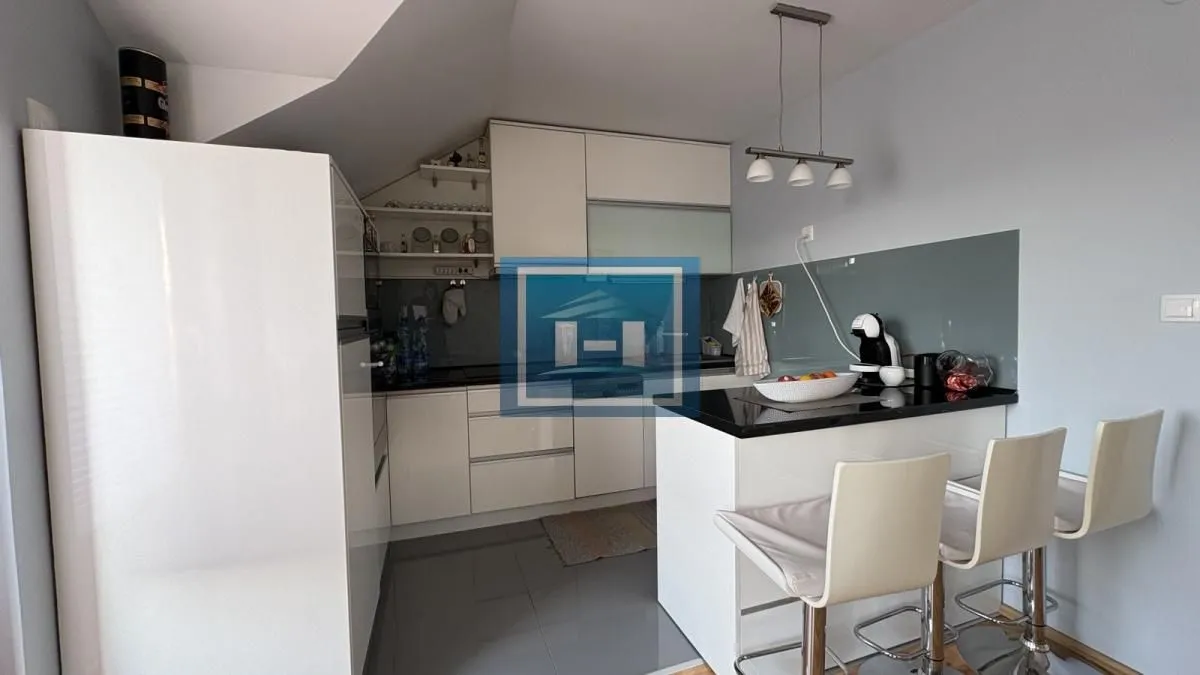 Prodaja, četvorosoban stan, 112m², Centar, Jagodina