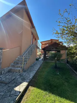Sale, house, 610m², Sutomore, Bar - image 1