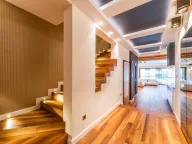 Prodaja, trosoban stan, 308m², Centar, Budva - image 12