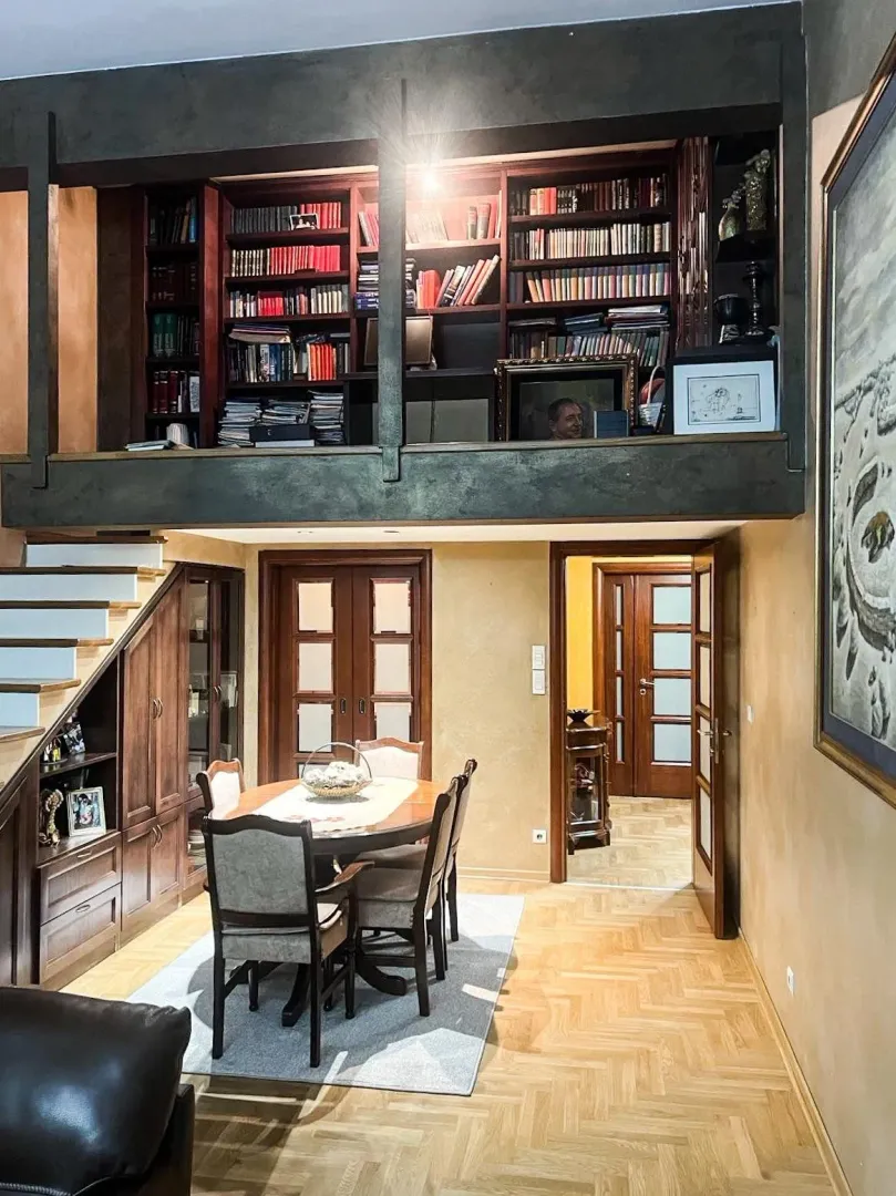 Izdavanje, trosoban stan, 130m², Preko Morače, Podgorica