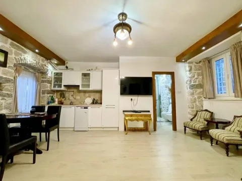 Three Bedroom Apartment for Sale, 114m2, Kostanjica, Kotor