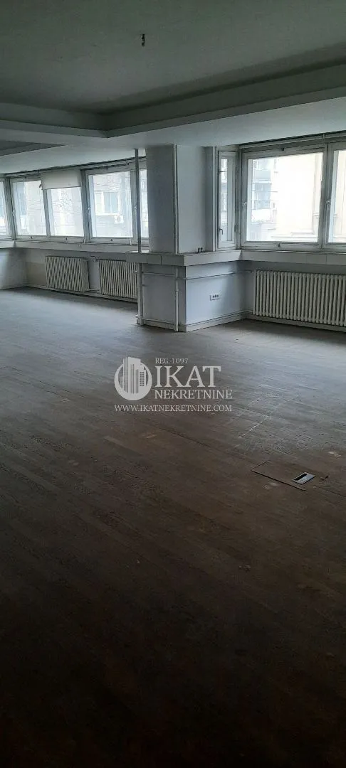 Sale, office space, 350m², Vračar Sve Podlokacije, Beograd