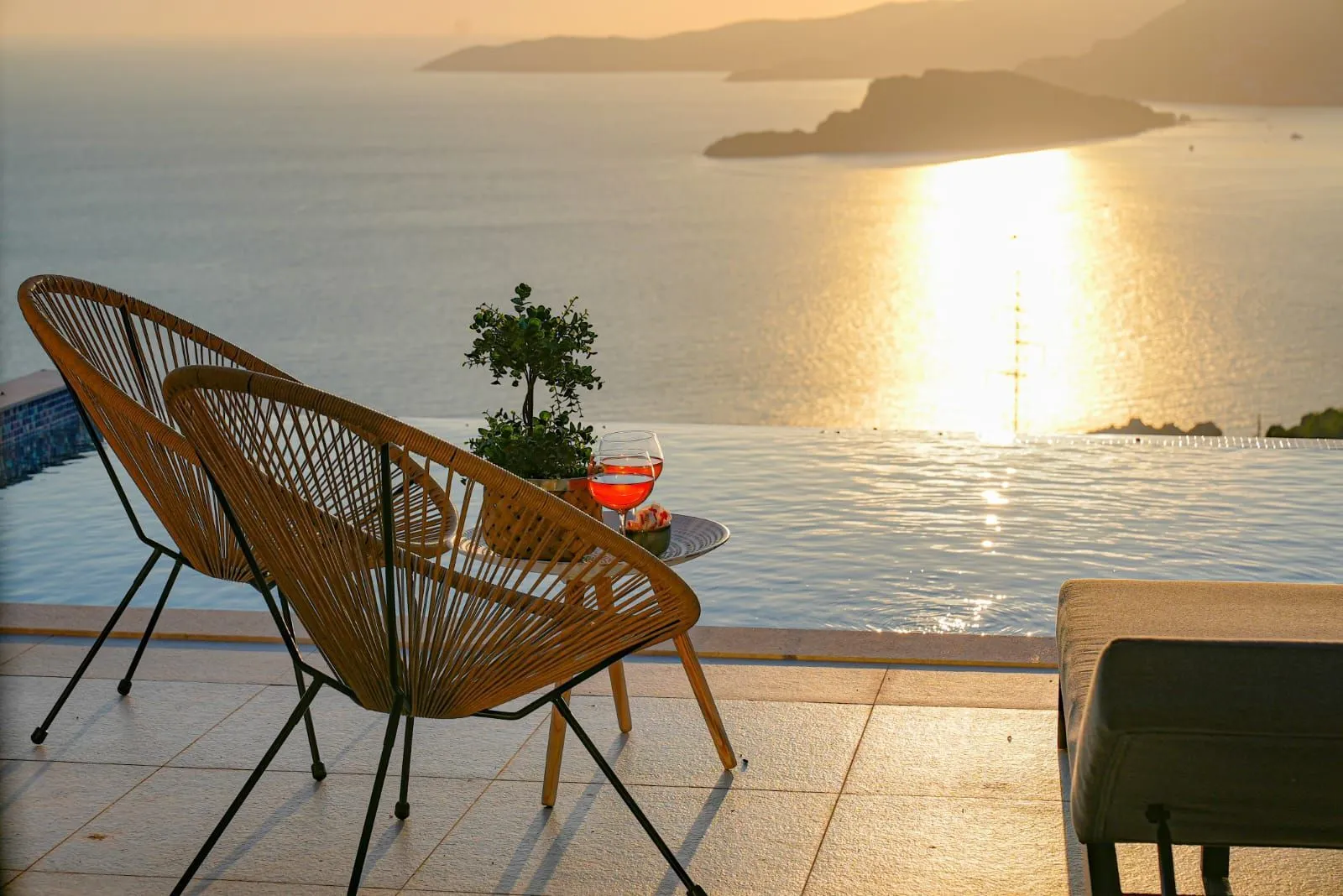 Sale, house, 430m², Sveti Stefan, Budva
