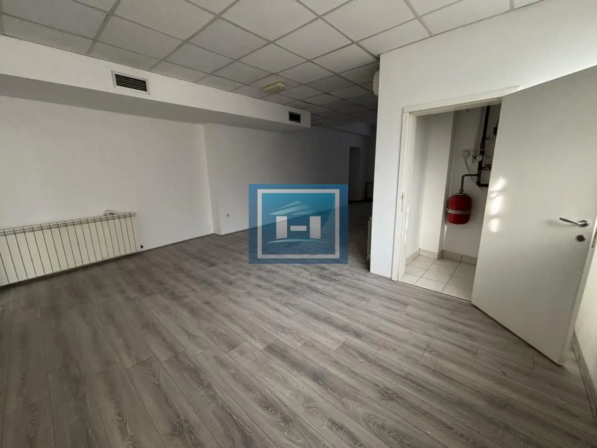 Rent, office space, 171m², Centar, Jagodina
