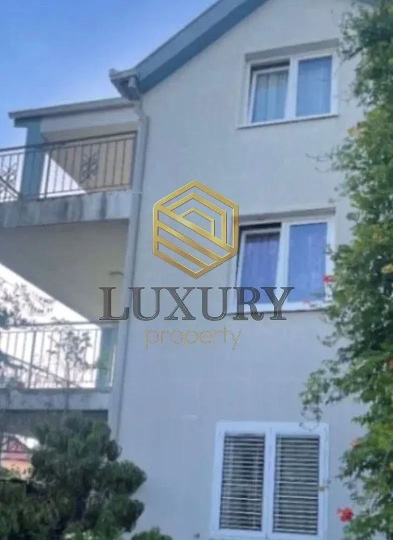 Izdavanje, trosoban stan, 115m², Donja Gorica, Podgorica
