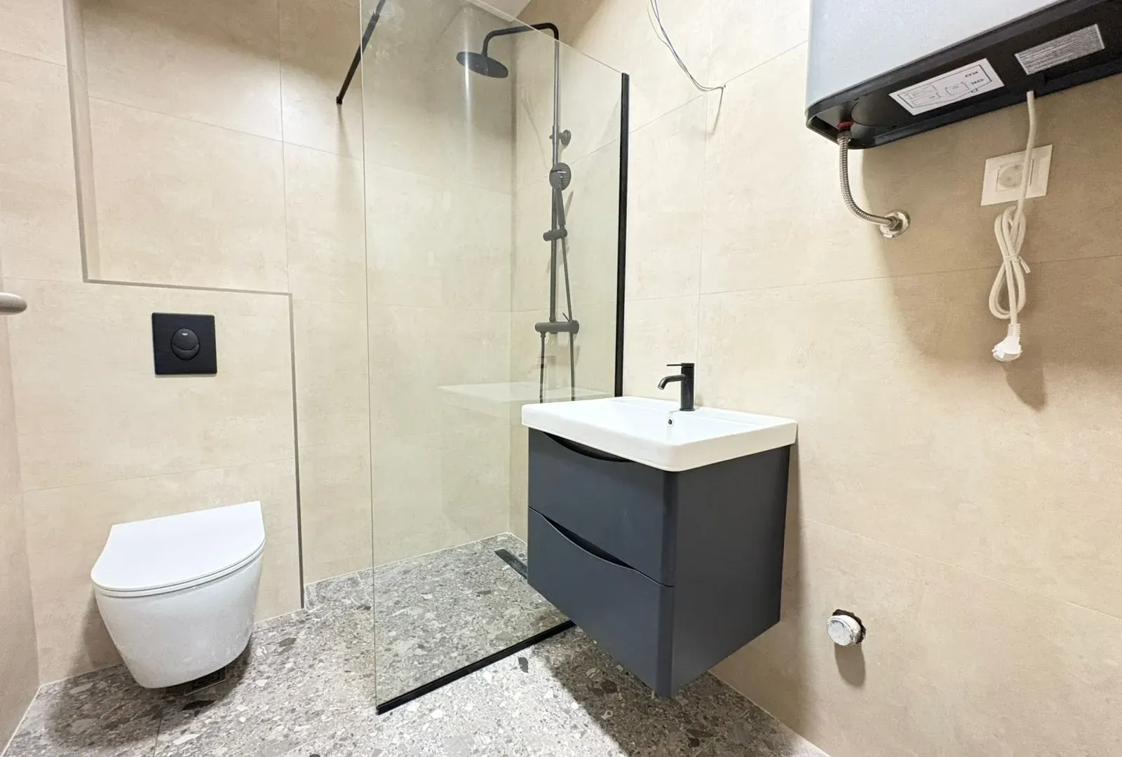 Rent, three bedroom apartment, 85m², Vezirov Most, Podgorica
