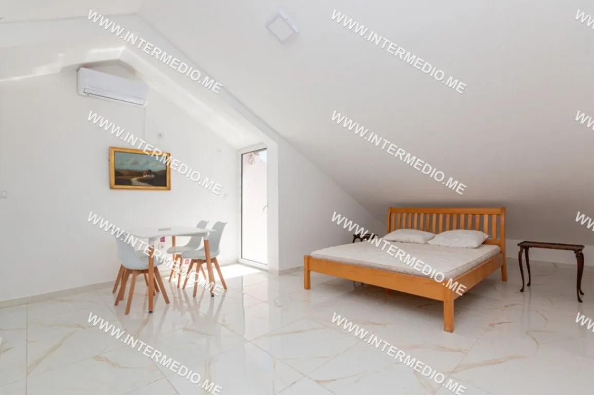 Prodaja, garsonjera, 36m², Centar, Herceg Novi
