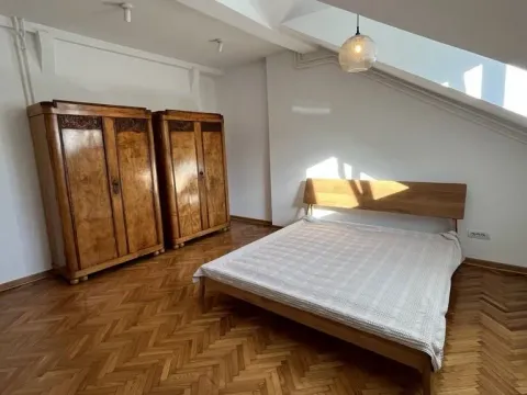 Izdavanje, četvorosoban stan, 173m², Vračar Hram, Vračar Sve Podlokacije - image 8