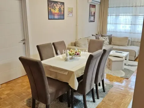 Stan in Zemun Gornji Grad