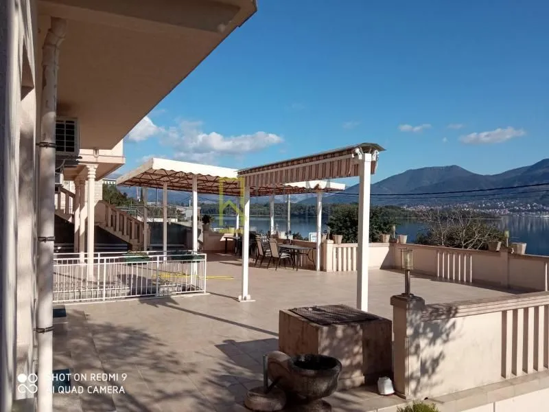 Prodaja, ugostiteljski objekat, 511m², Đuraševići, Tivat