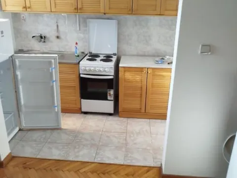 Izdavanje, kuća, 170m², Adice, Novi Sad Sve Podlokacije - image 4