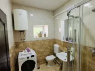 Izdavanje, trosoban stan, 96m², Škaljari, Kotor - image 5