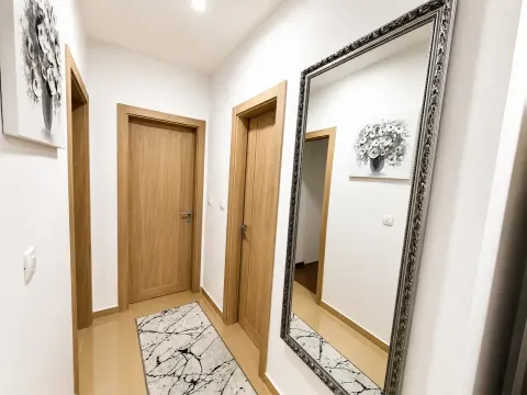 Rent, two bedroom apartment, 77m², Master Kvart, Podgorica - image 3