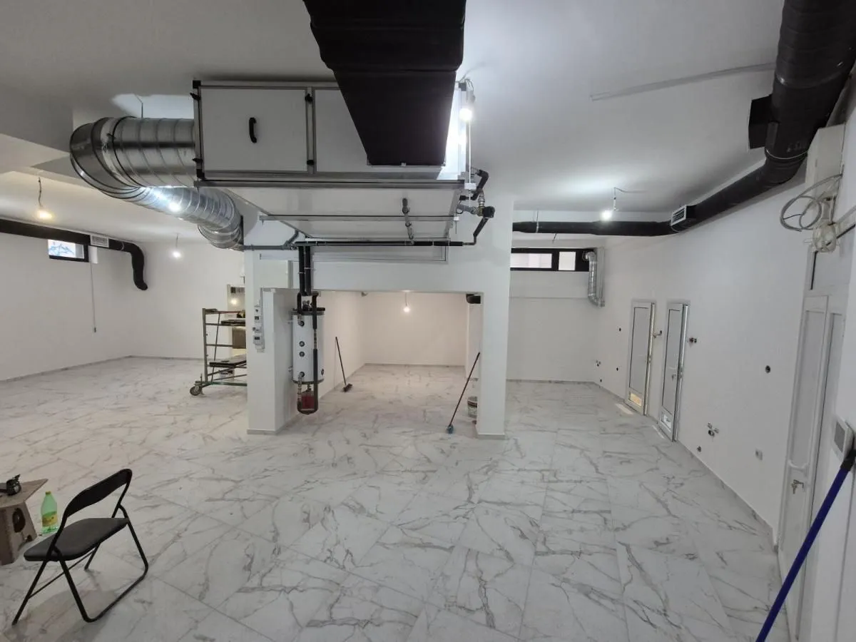 Rent, office space, 132m², Centar, Niš
