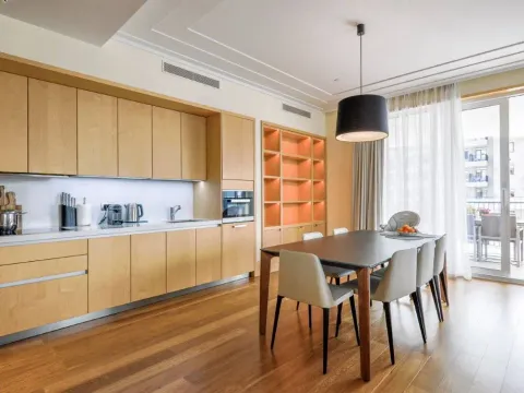 Prodaja, trosoban stan, 215m², Porto Montenegro, Tivat - image 3