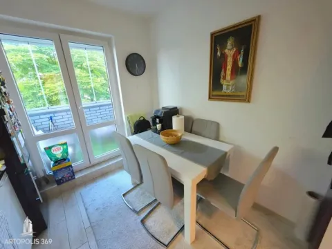 Prodaja, dvosoban stan, 59m², Železnik, Beograd - image 10