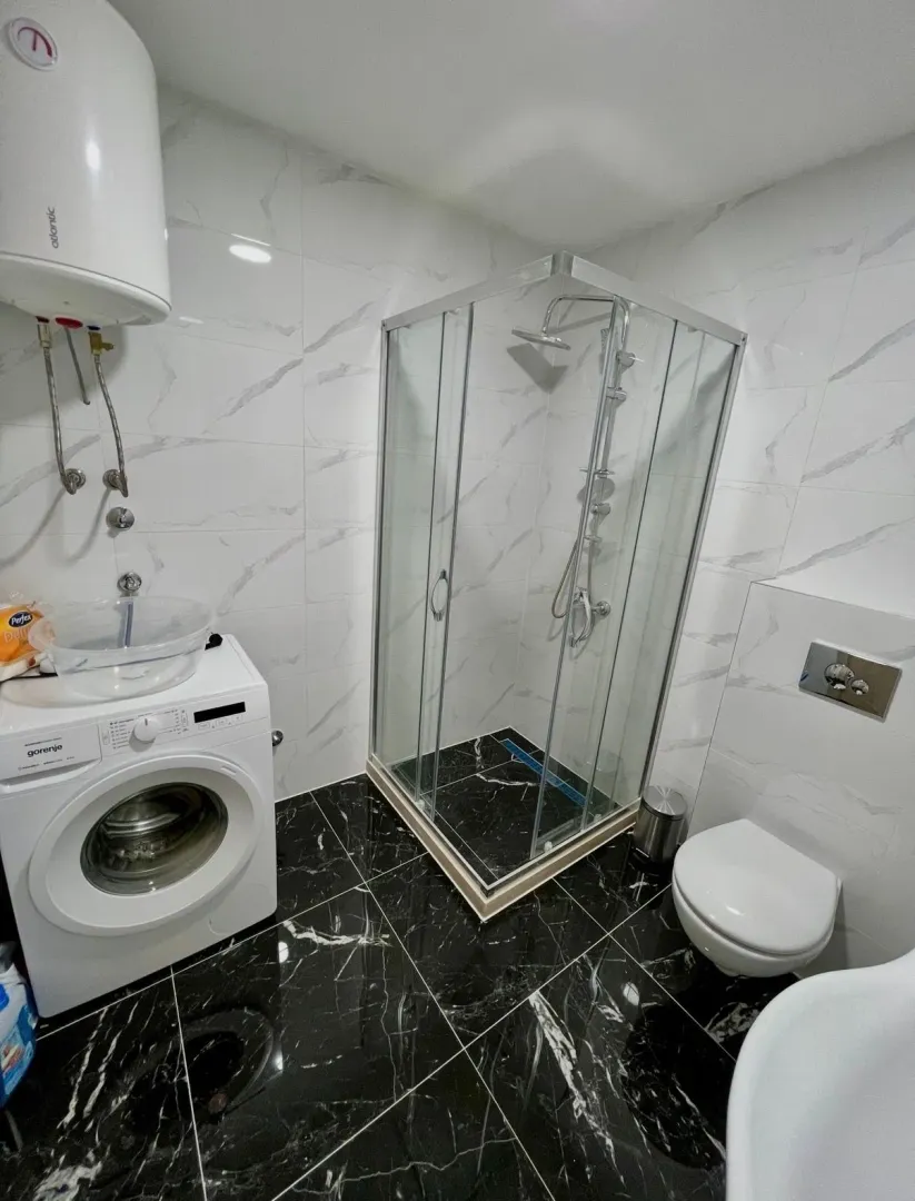 Rent, one bedroom apartment, 38m², Bečići, Budva