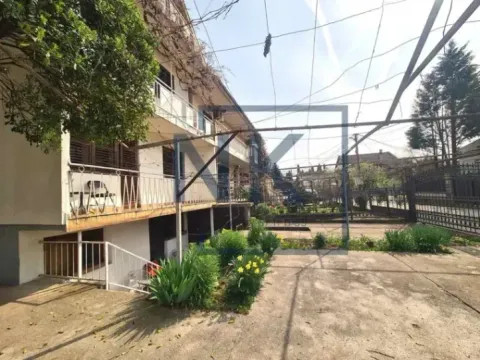 Izdavanje, dvosoban stan, 60m², Tološi, Podgorica - image 2