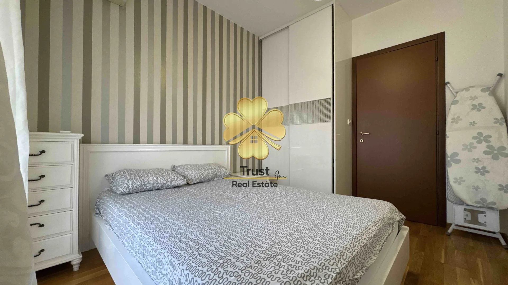 Rent, two bedroom apartment, 75m², City Kvart, Podgorica