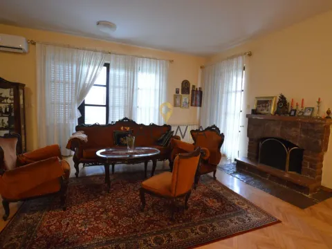 Izdavanje, kuća, 500m², Donja Gorica, Podgorica - image 11