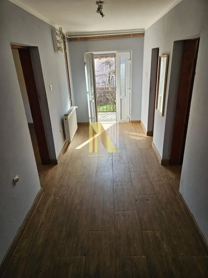 Sale, house, 200m², Beočin, Srbija
