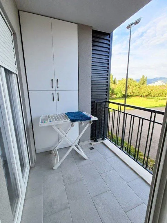 Izdavanje, jednosoban stan, 43m², Zabjelo, Podgorica