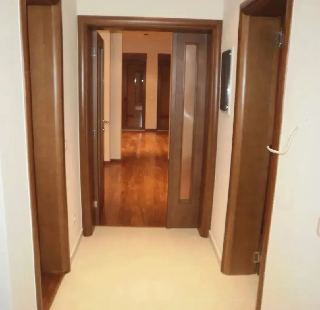 Rent, house, 262m², Zabjelo, Podgorica