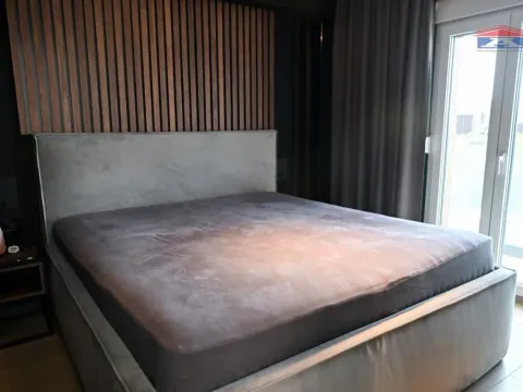 Prodaja, kuća, 360m², Petrovaradin, Novi Sad - image 17