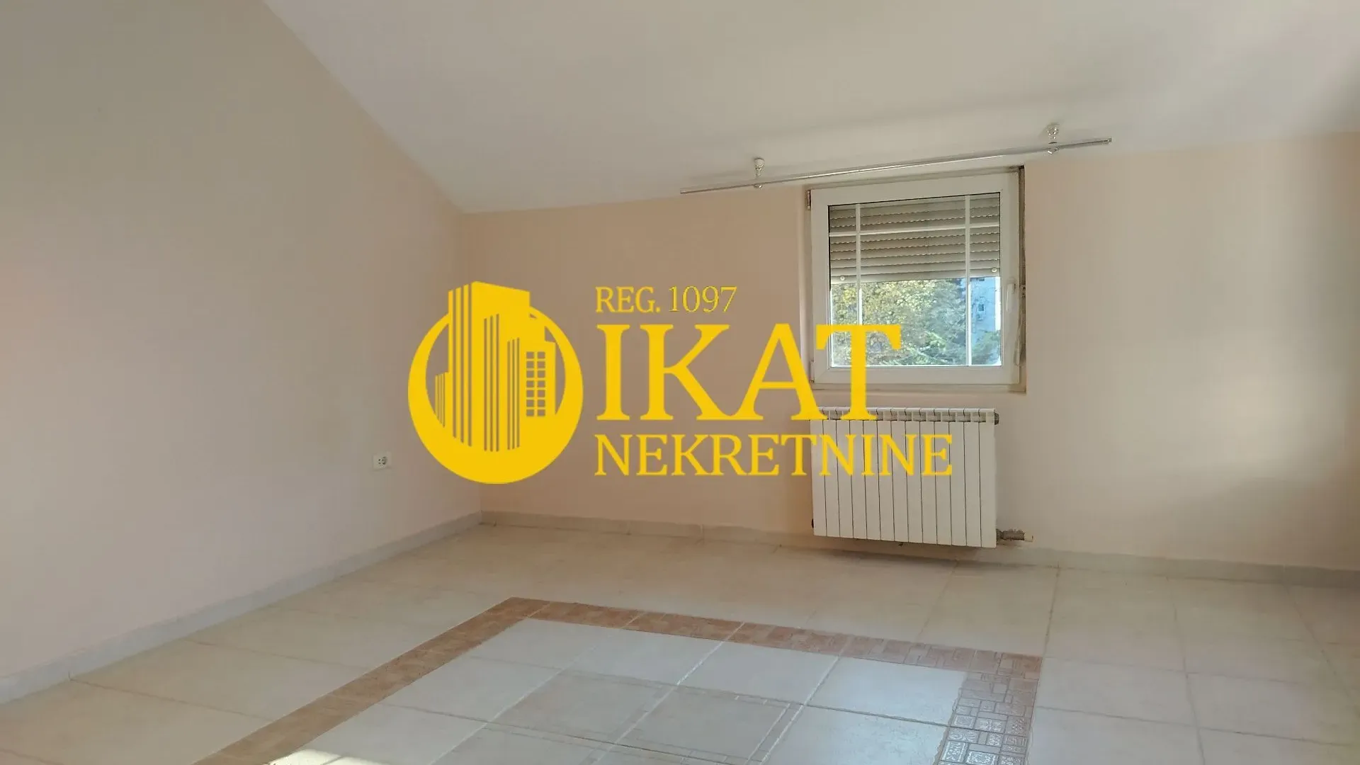 Izdavanje, četvorosoban stan, 158m², Voždovac Sve Podlokacije, Beograd