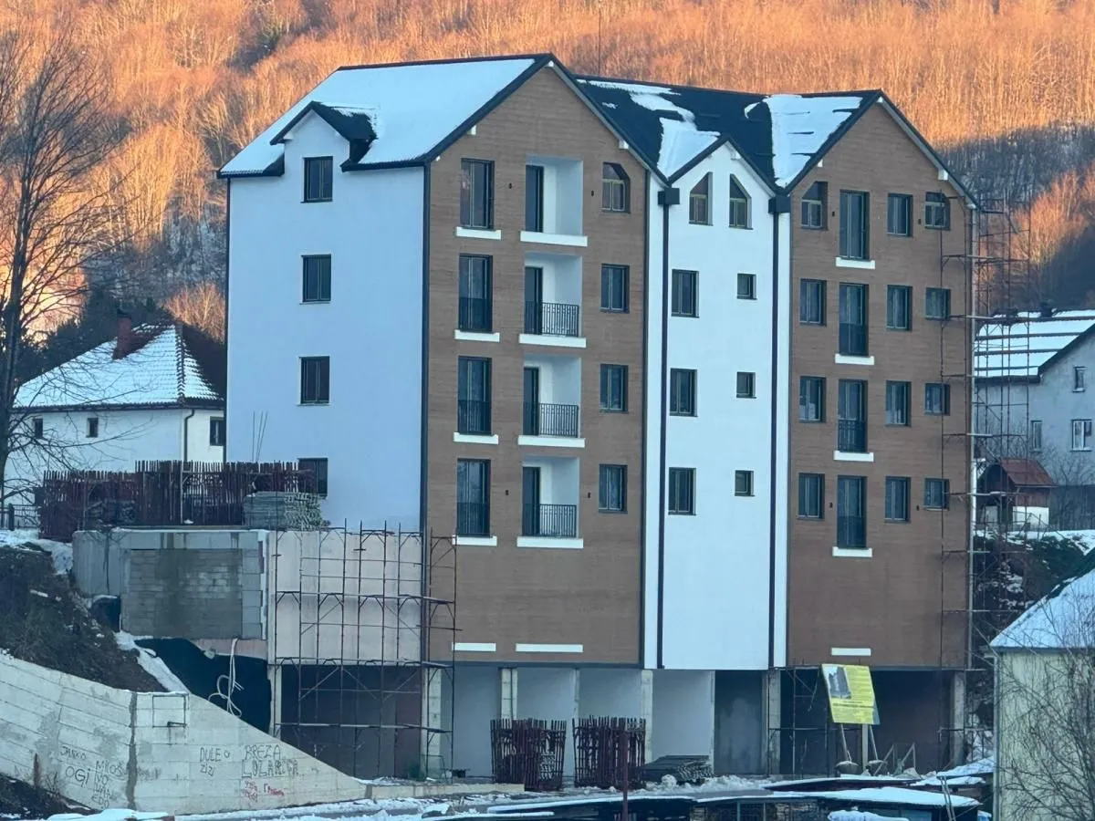 Sale, office space, 52m², Kolašin, Crna Gora