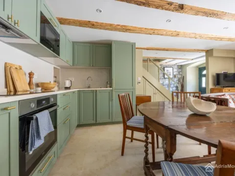 Prodaja, kuća, 92m², Kamenari, Herceg Novi - image 2