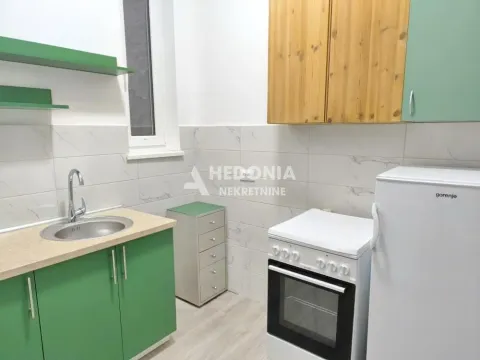 Izdavanje, četvorosoban stan, 120m², Stari Grad, Beograd - image 10
