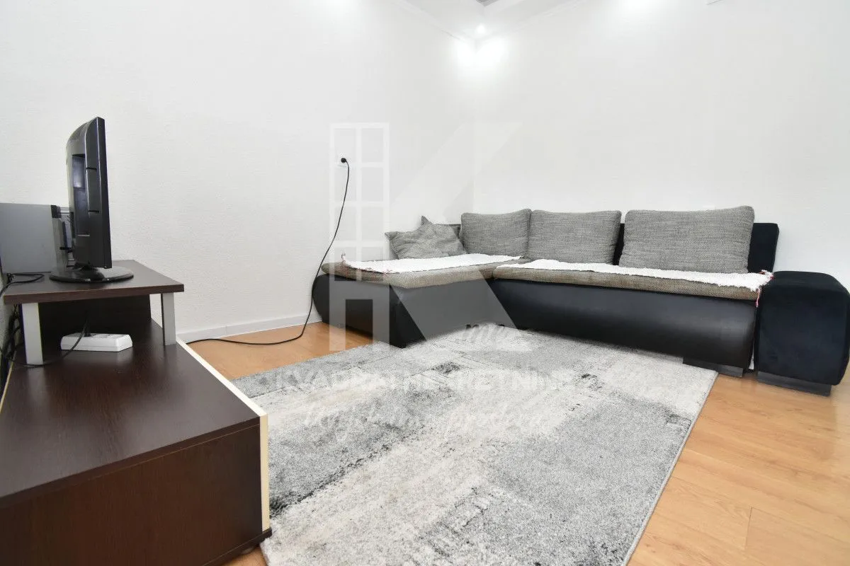 Izdavanje, jednosoban stan, 50m², Momišići, Podgorica