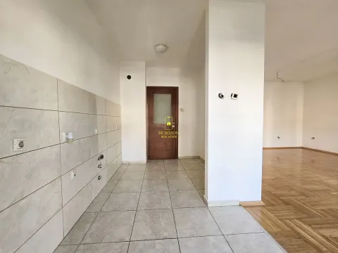 Prodaja, dvosoban stan, 73m², Nova Dalmatinska, Podgorica - image 7