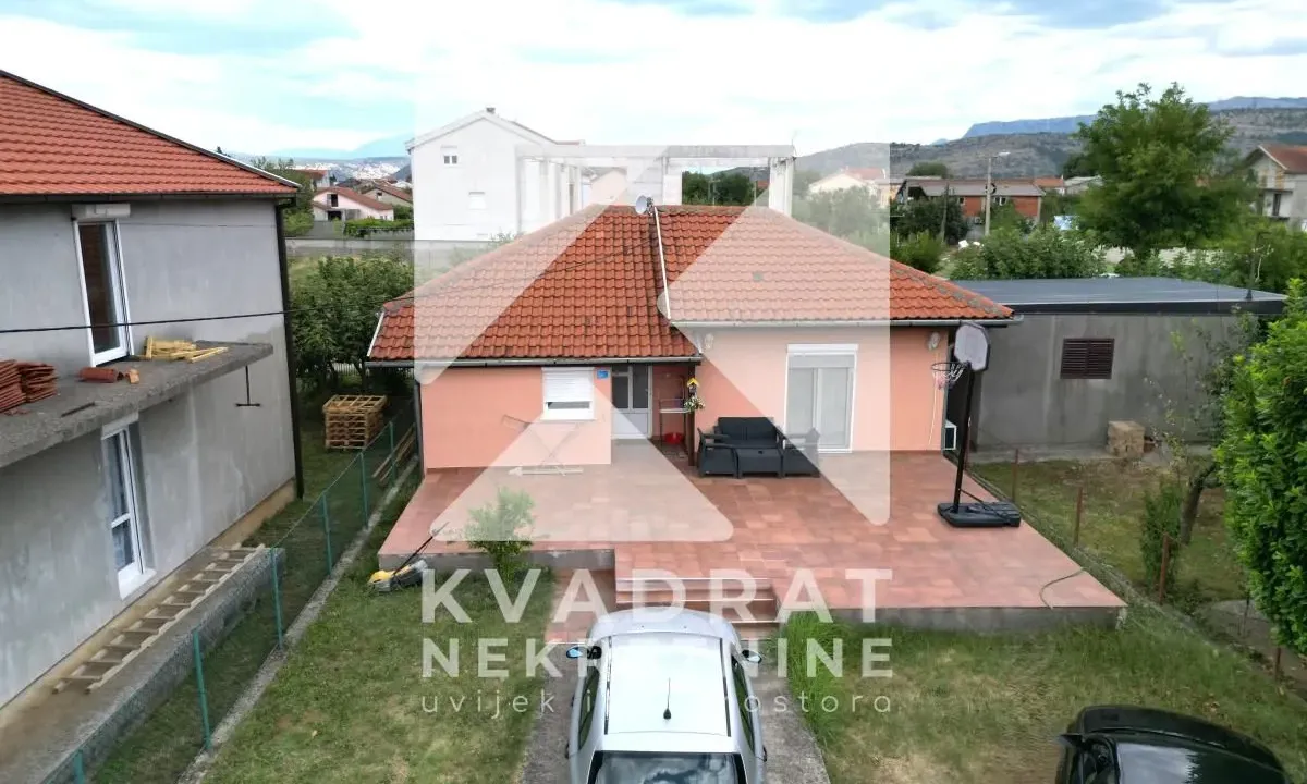 Prodaja, kuća, 77m², Doljani, Podgorica