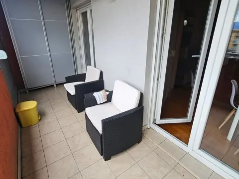 Izdavanje, jednosoban stan, 57m², City Kvart, Podgorica - image 16