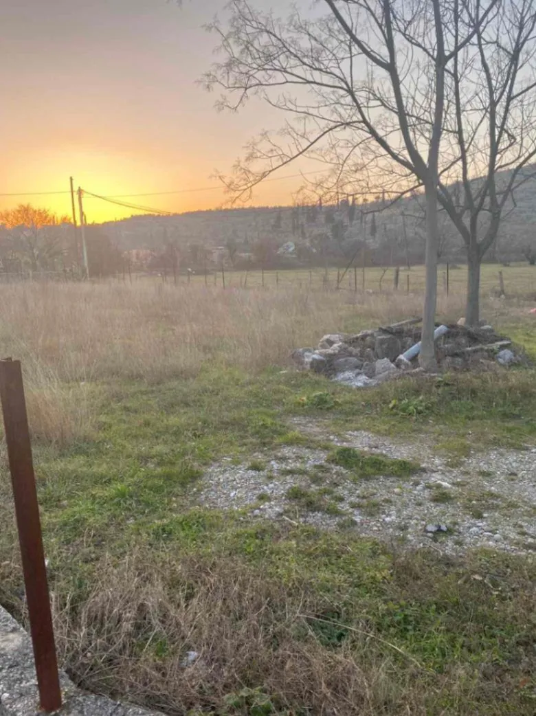 Prodaja, plac, 440m², Velje Brdo, Podgorica