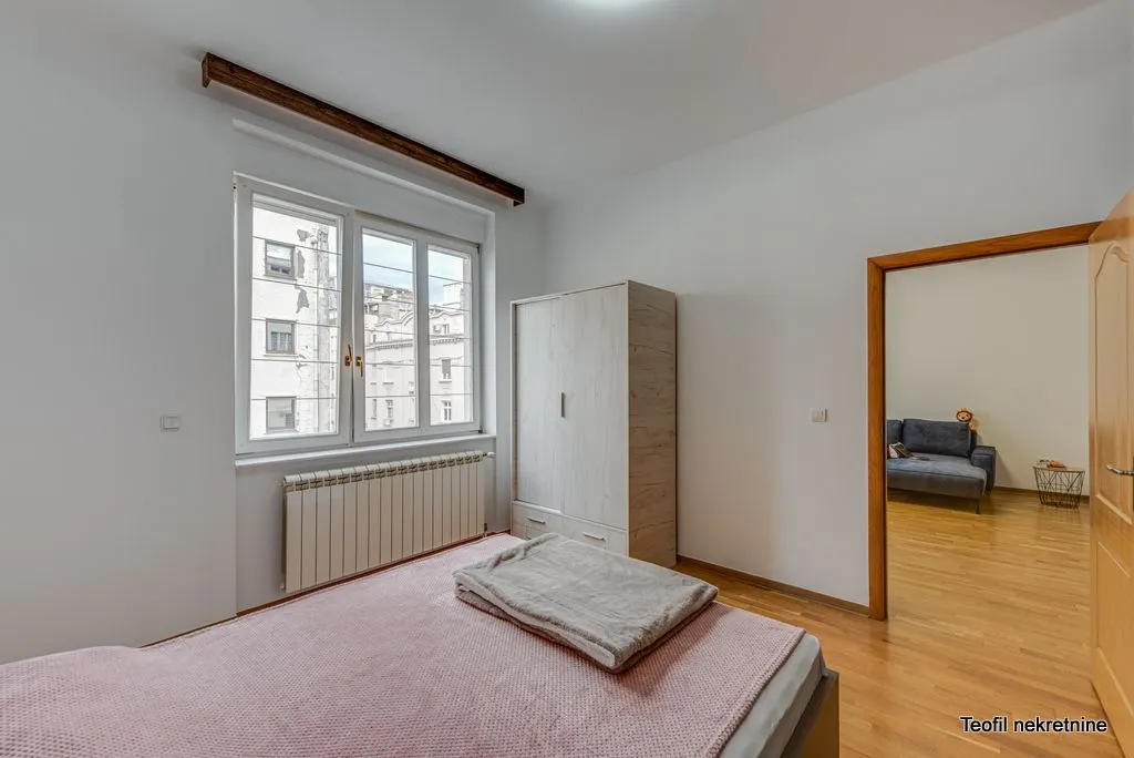 Rent, three bedroom apartment, 82m², Stari Grad, Beograd