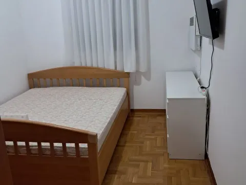 Izdavanje, jednosoban stan, 56m², Gorica C, Podgorica - image 5