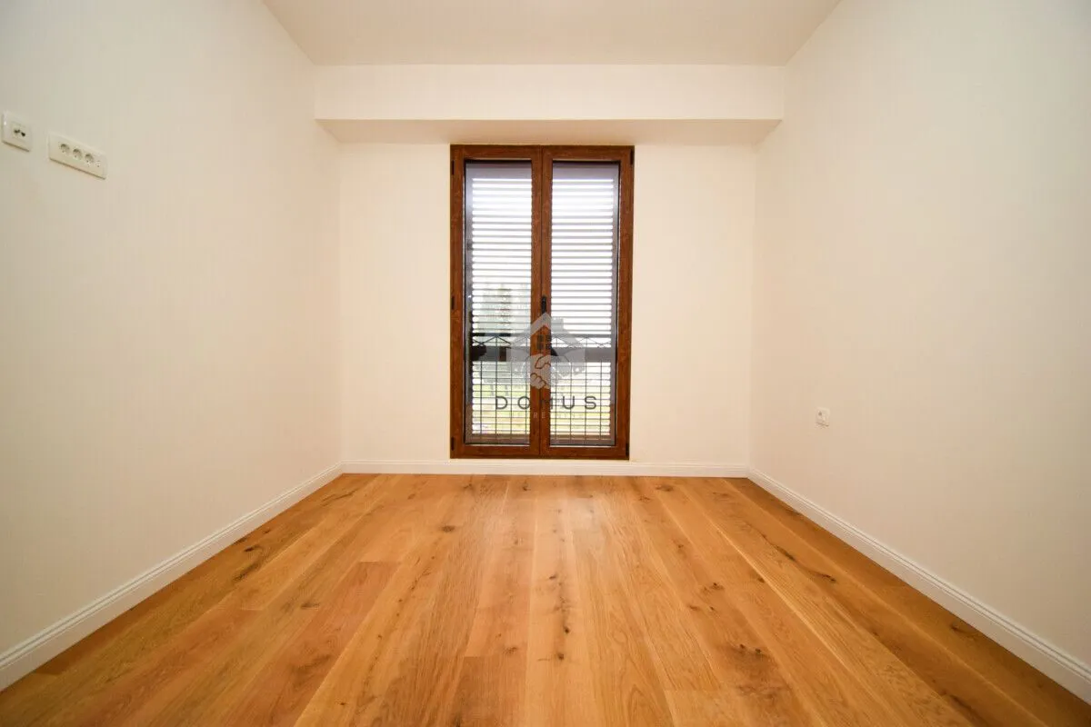 Rent, office space, 100m², Centar, Podgorica