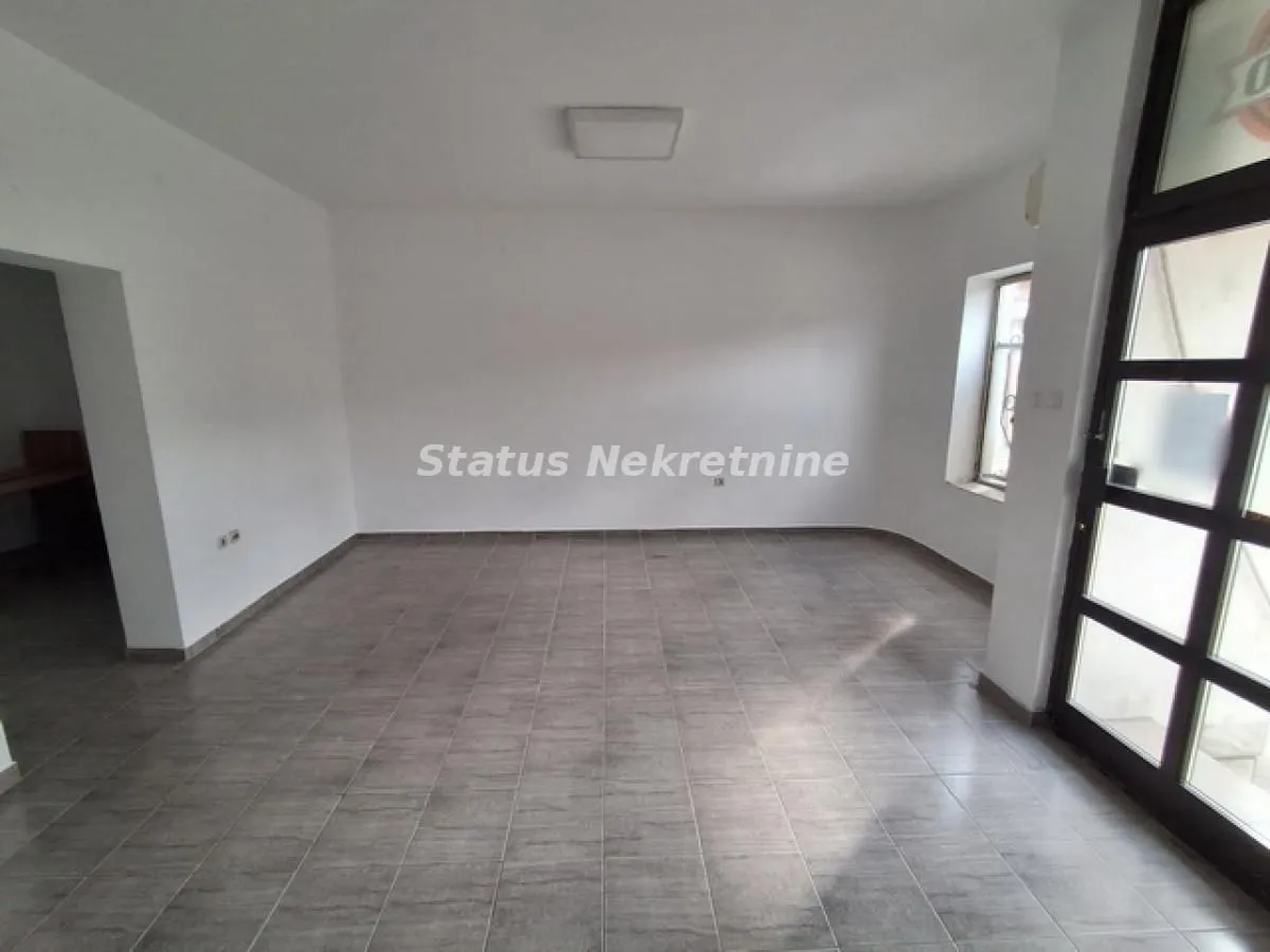 Rent, office space, 90m², Podbara, Novi Sad Sve Podlokacije