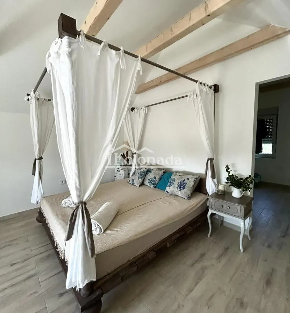 Prodaja, kuća, 171m², Babe, Sopot