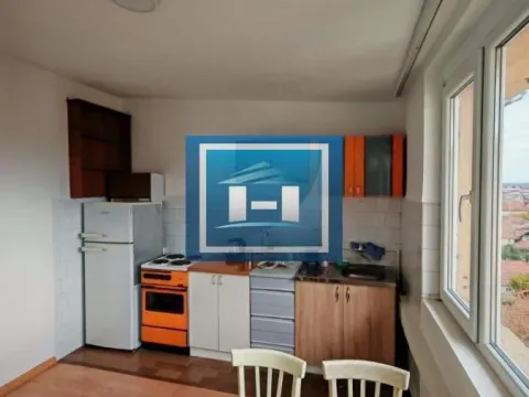 Prodaja, dvosoban stan, 60m², Centar, Paraćin - image 1