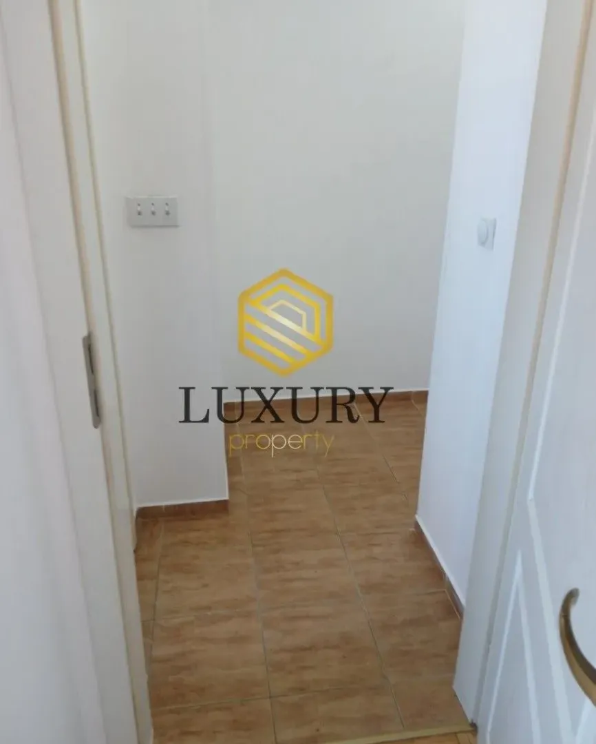 Rent, apartment, 40m², Stari Aerodrom, Podgorica